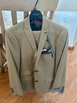 Paisley & Gray Men’s suit
