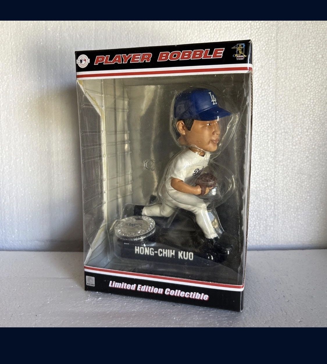 La Dodgers Hon Chih Kuo Platinum Base Bobblehead