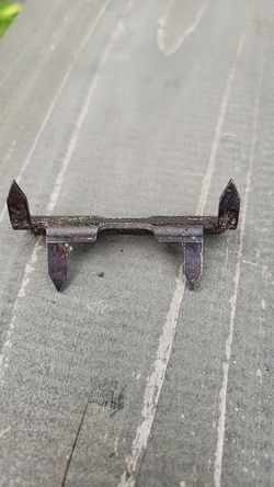 Tiger claw deck fastener