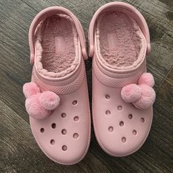 Crocs x Disney Parks Pink Faux Fur Clogs Mickey Minnie Mouse Women's 11 Men's 9