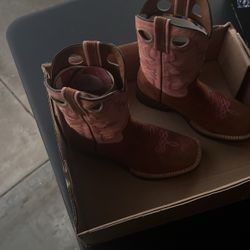 Boots 👢 