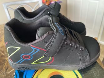Boys Heelys size 2. Brand new never worn
