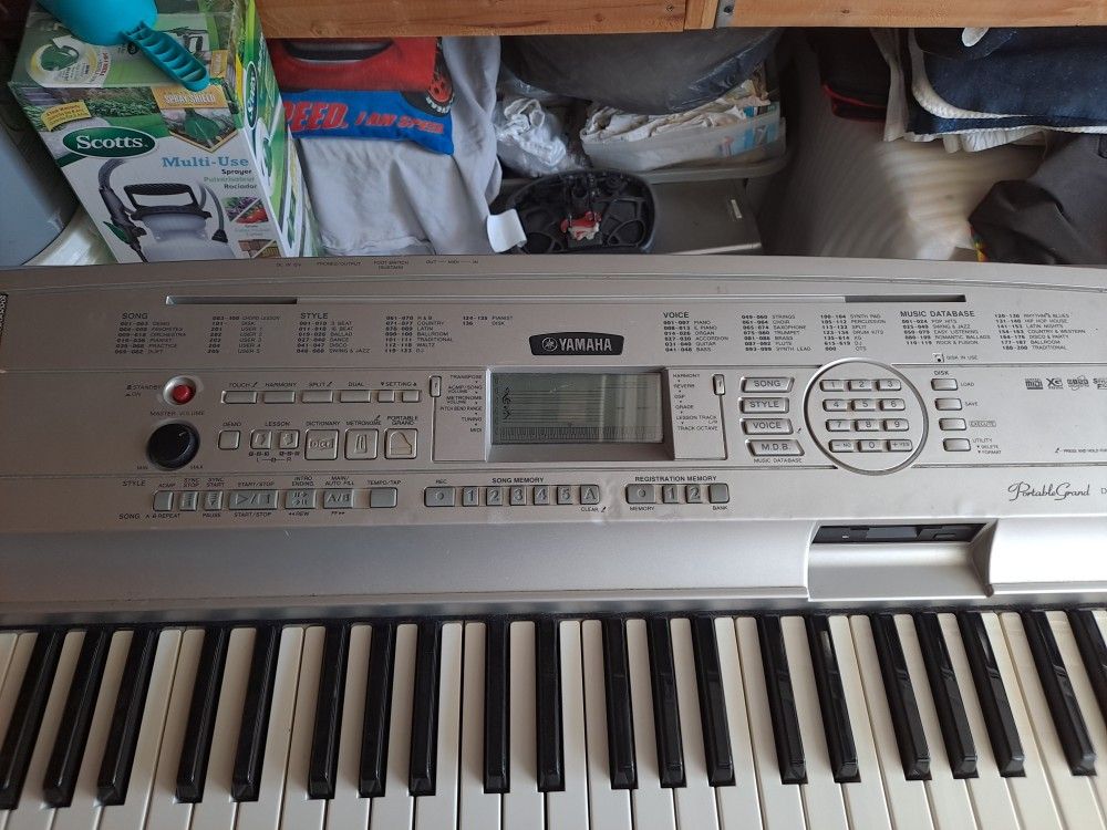 Yamaha Portable Grand DGX500 for Sale in Rio Linda, CA OfferUp