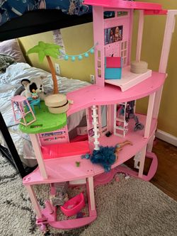 Barbie House Clean