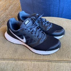 Nike downshifted 6 Size 10.5