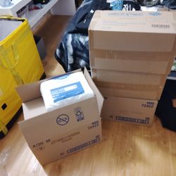 Adult Diapers And Wee-wee Pads$25 A Case 