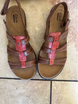 Clark’s sandals - New size 71/2 wide