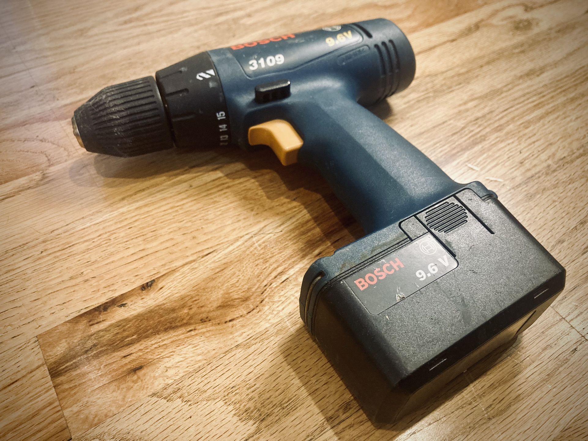 Bosch Cordless Drill 9.6v