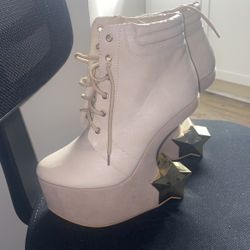 Platforms - (Womans Size 6)