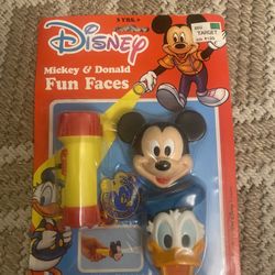 Vintage Disney Mickey Mouse & Donald Duck Fun Faces Flashlight Toy NIP 