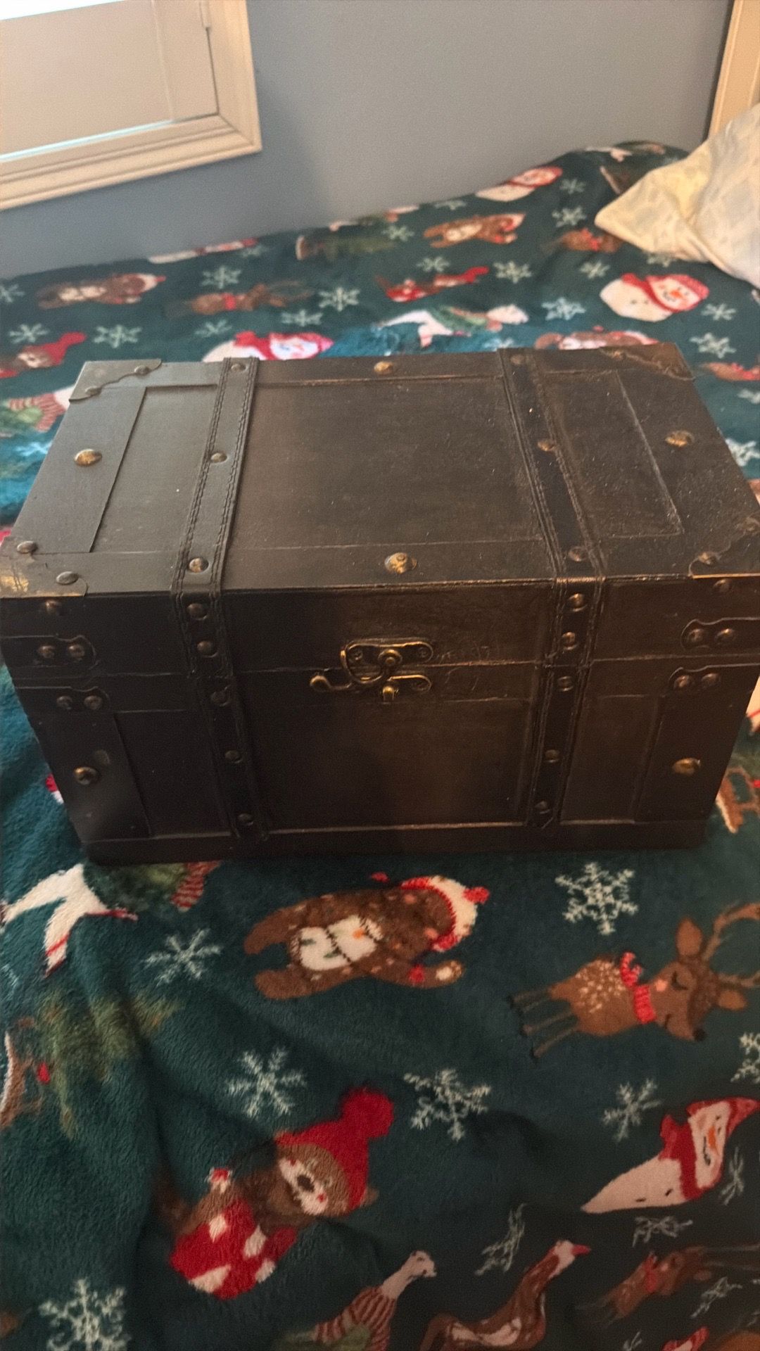Small chest