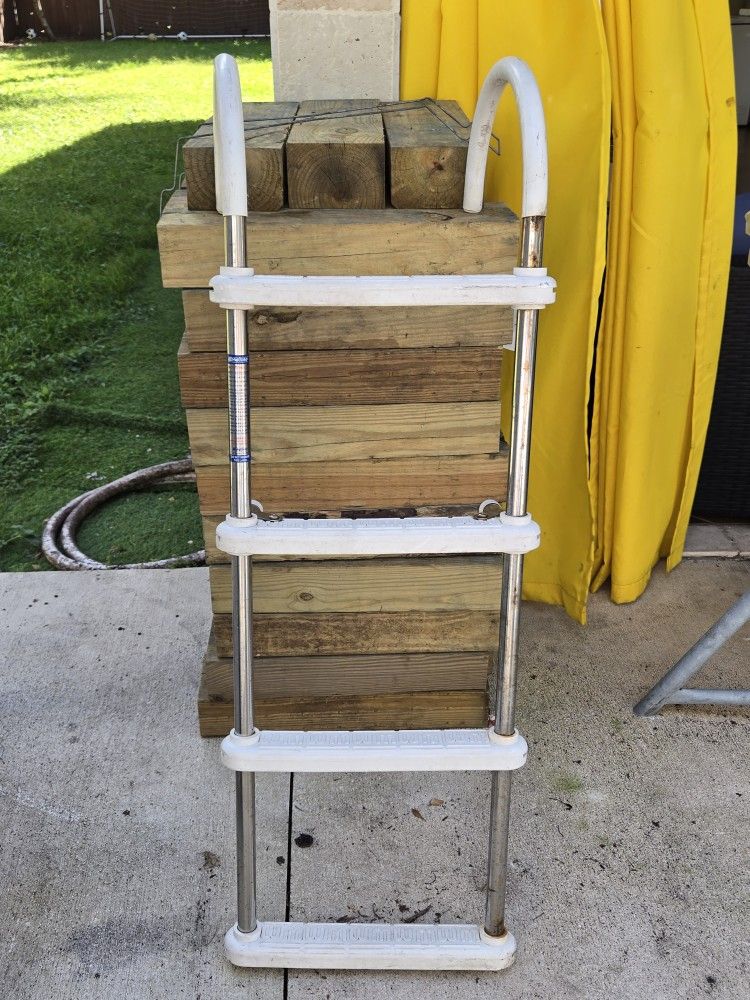 Boat Ladder 4 Steps S.S. Used