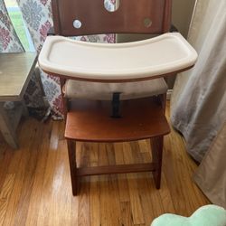 Keekaroo Right Height Highchair With Infant Insert
