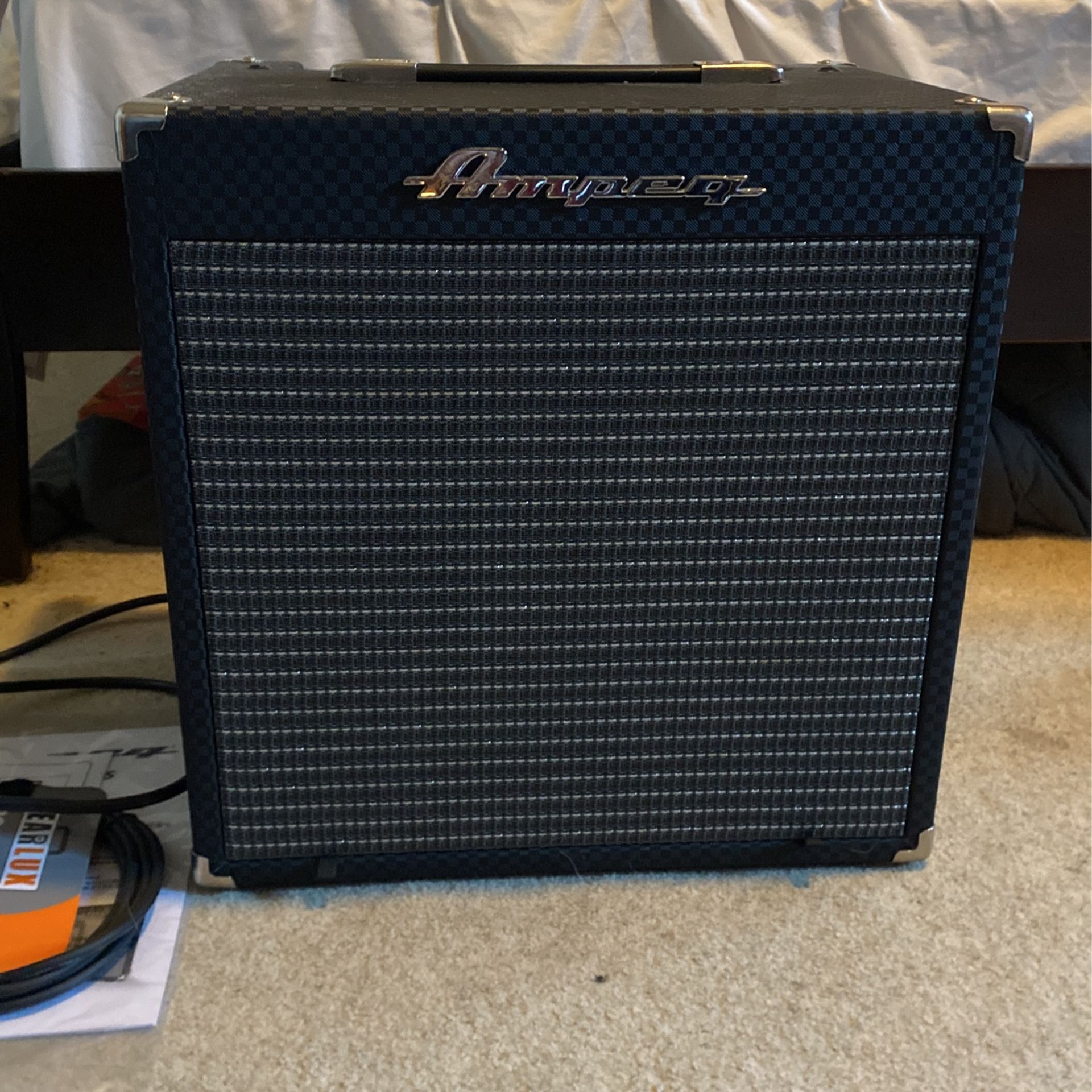 Ampeg Bass Amp