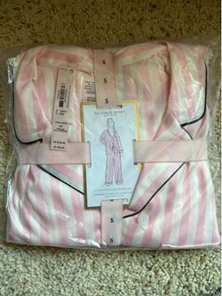 VS Satin Long sleeve Pajama set