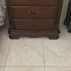 2 SOLID WOOD NIGHT TABLES