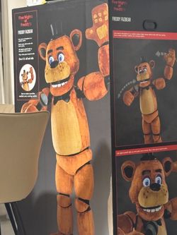 Five Nights at Freddy's Freddy Fazbear Animatronic Figure