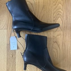 Black Boots Size 7
