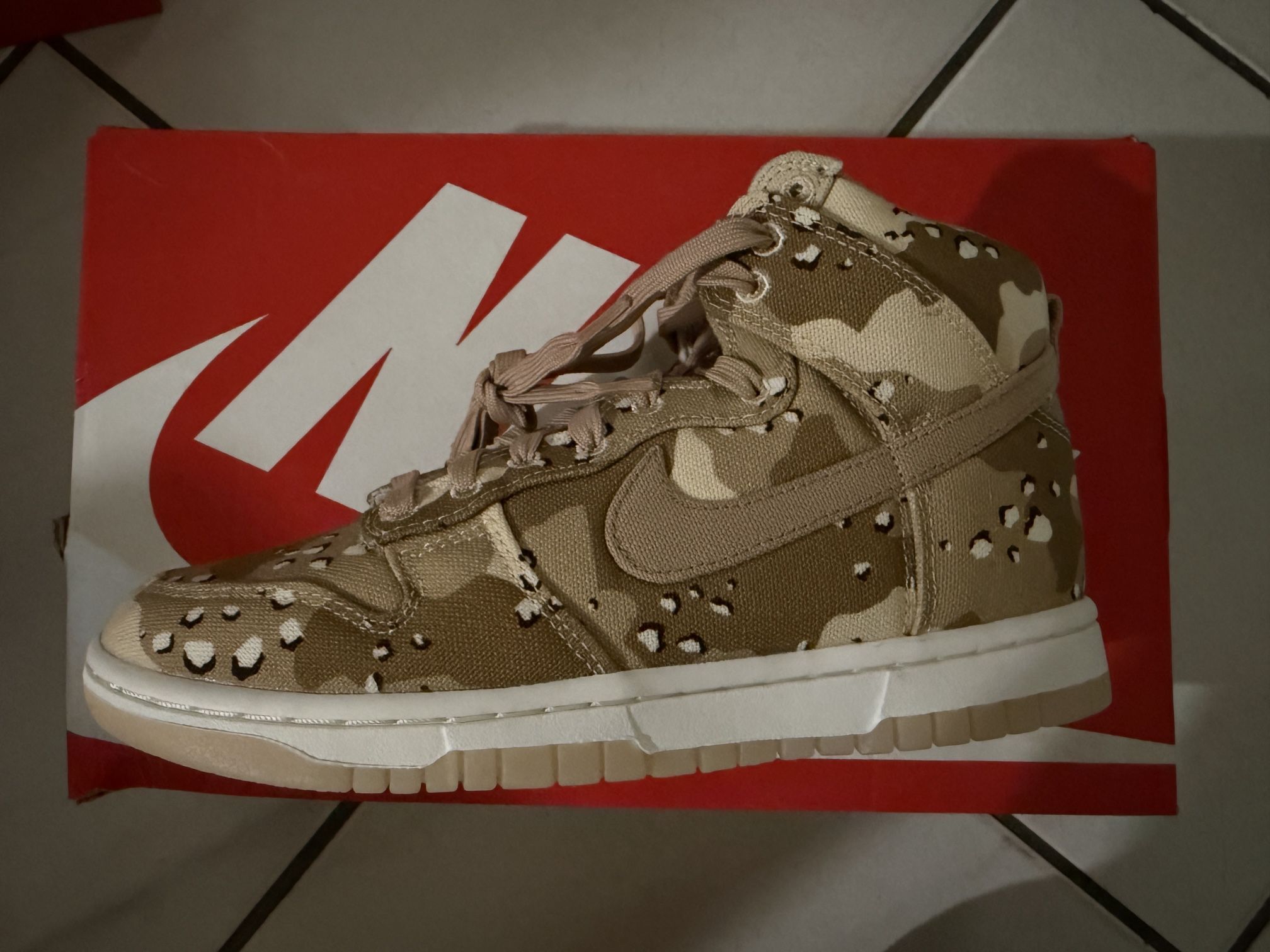 Womens Nike Dunk Size 6