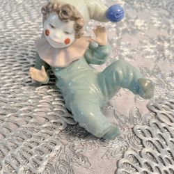 ORIGINAL NAO by LLADRO CHILD IN CLOWN COSTUME PORCELAIN FIGURINE SPAIN