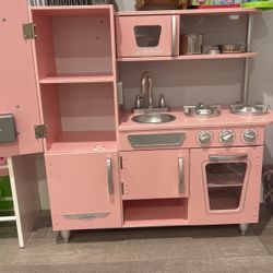 Pink Kids craft Vintage Play Kitchen 