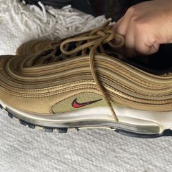Nike Size 9.5