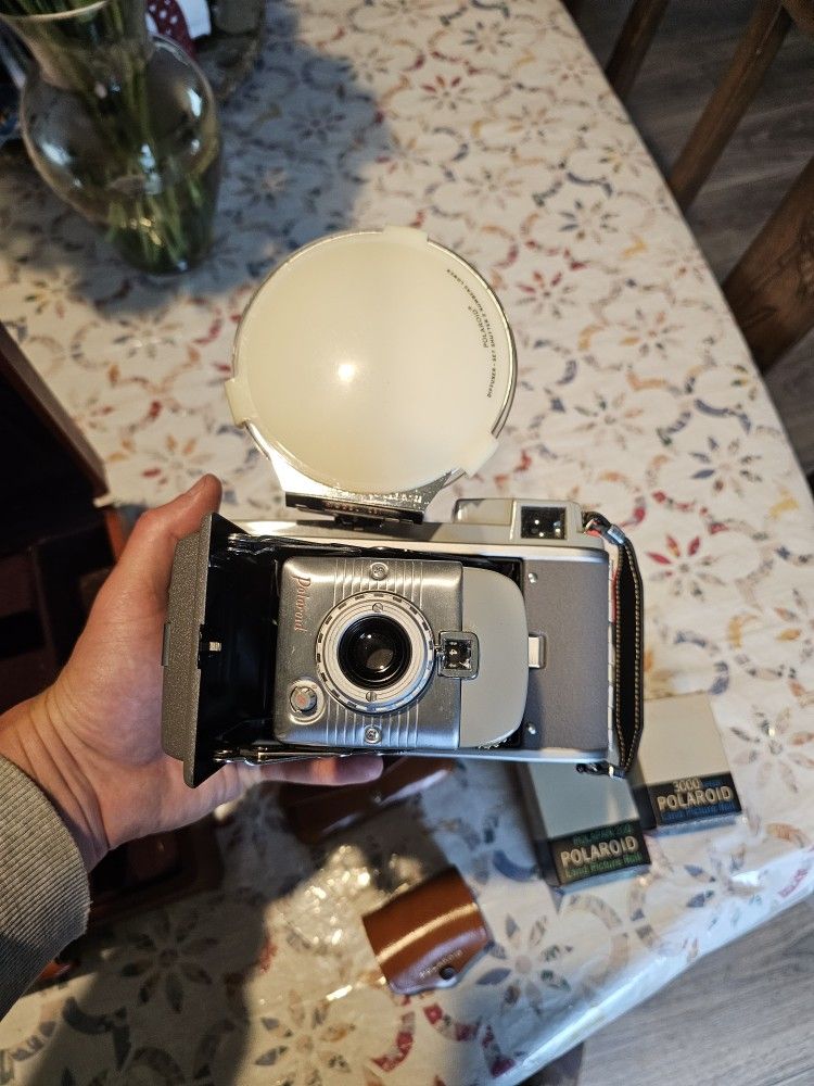 Polaroid Land Camera Model 80