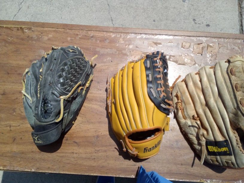 SOFTBALL BASEBALL GLOVE only 40 Each !!!Better Hurry