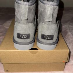 UGG Gray Women Boots Size 8