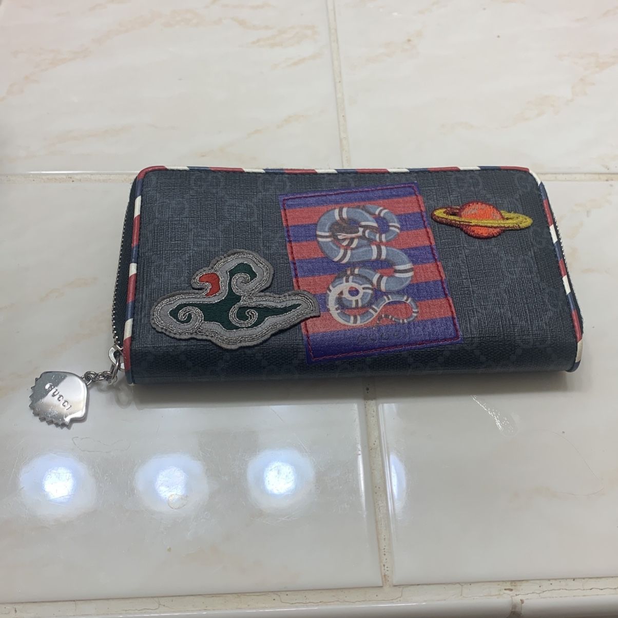 Men's Night Courrier GG Supreme Wallet