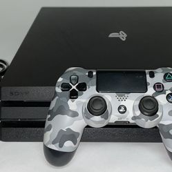 PS4 Pro 1TB Game System (Signs Of Wear) Few Scuff Marks