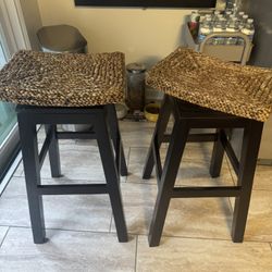 Swivel Saddle  Stools(2)