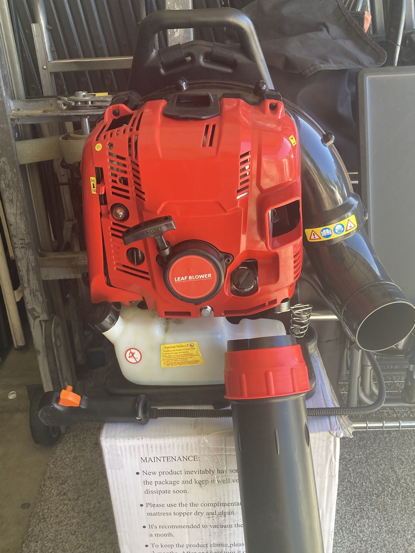 Backpack Leaf Blower - Gas Powered, 4 stroke engine, Padded Back, Lightweight 