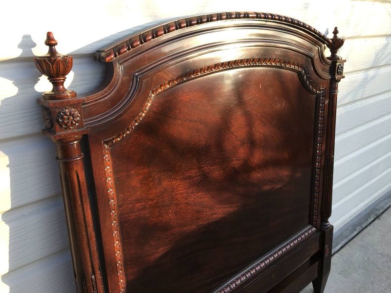 Vintage karges Mahogany headboard