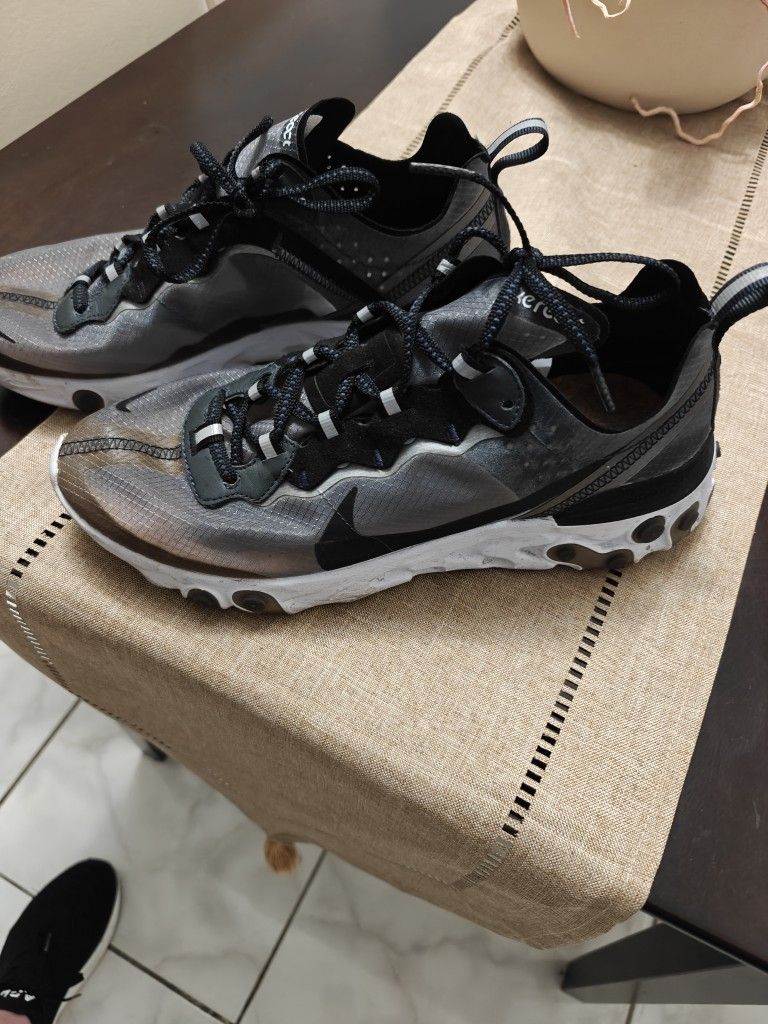8.5 Nike React Element 87 Anthracite Running Shoes