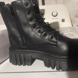 New Size 10 Women