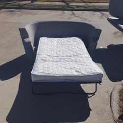 Couches That Turns To A Bed