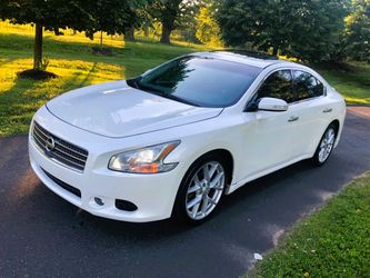 Good - Nissan Maxima SV