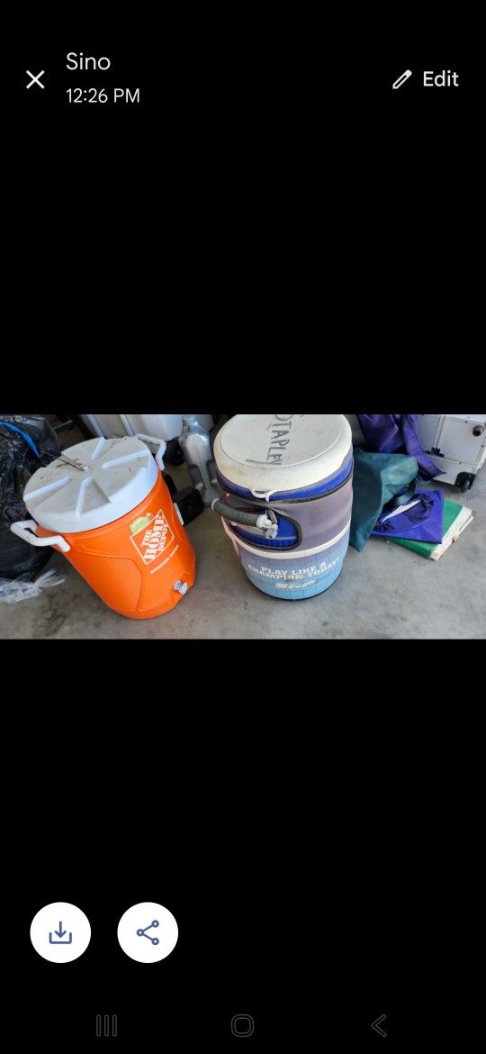 2 Water Jugs