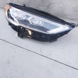 FORD FUSION PASSENGER HEADLIGHT 2017-2018-2019-2020