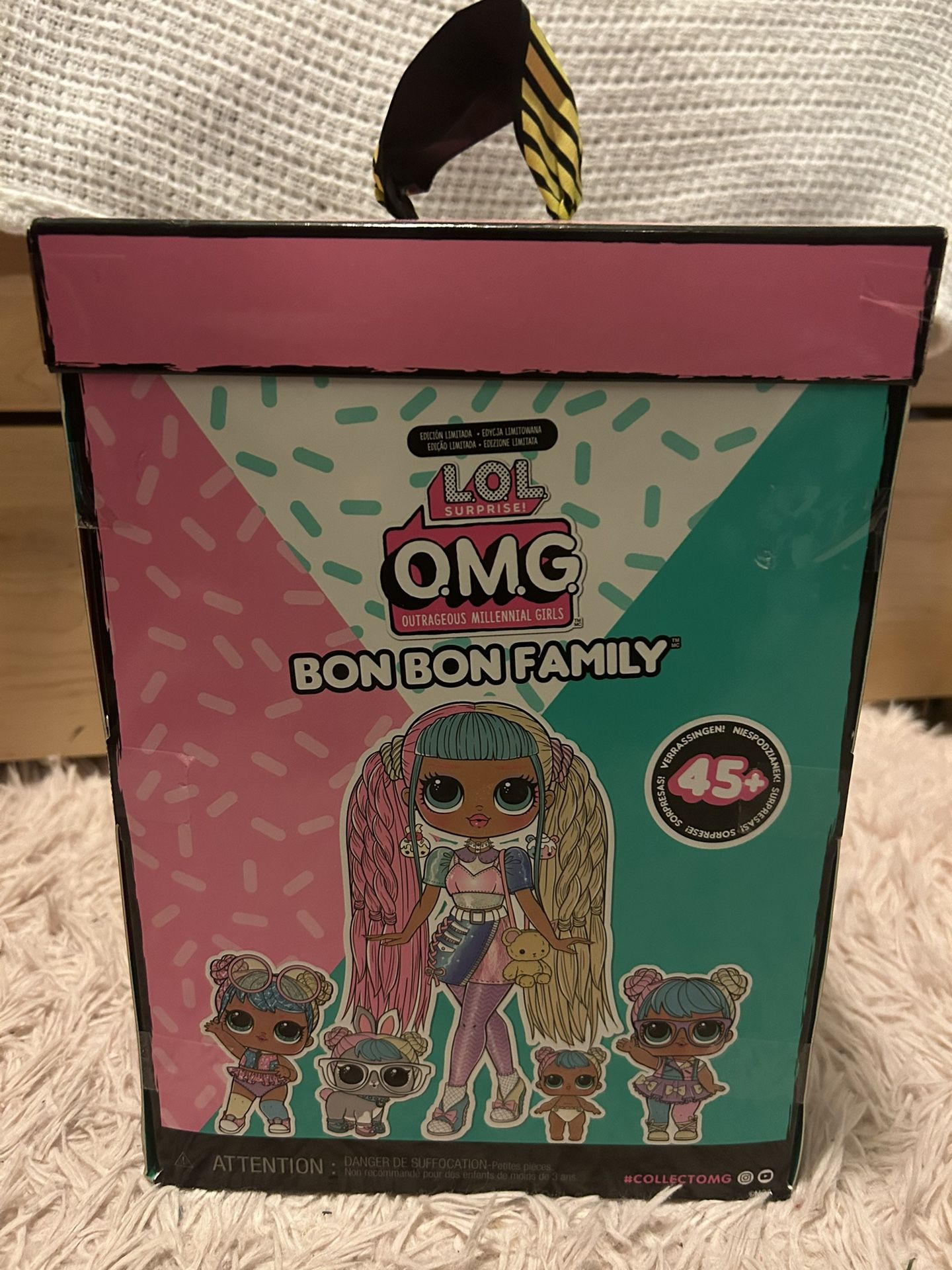 LOL OMG Bon Bon Family Dolls & Accessories