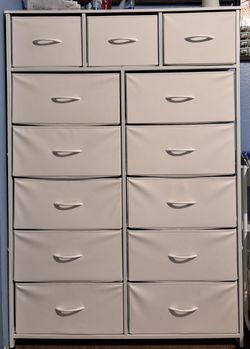 Dresser (fabric)