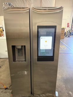Samsung Side-by-Side Refrigerator with Family Hub