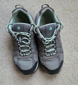 Waterproof  shoes  for kids
