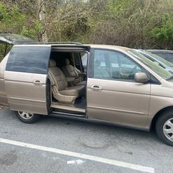 2003 Hondá Odyssey 