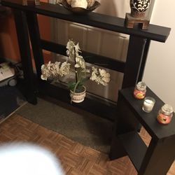 Entryway console with side table