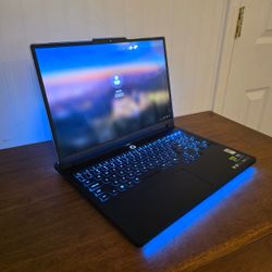 Lenovo Legion 7i Gen 10 RTX 5080 Intel Core 9 Ultra Gaming Laptop