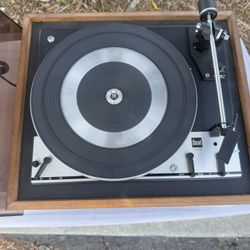 Dual 1215s Turn Table 