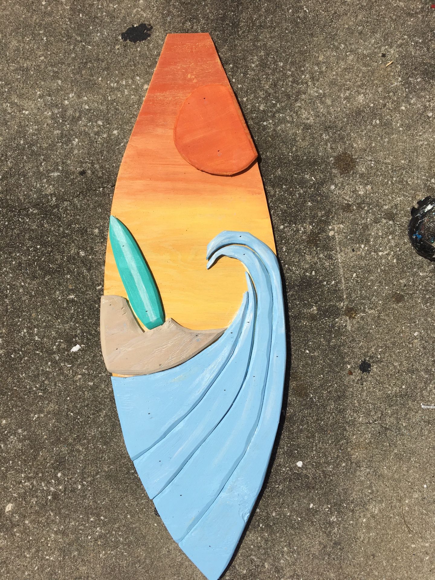 Solid wood 3D beachy surfboard