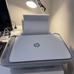 HP DeskJet 2855e Printer – Works Great